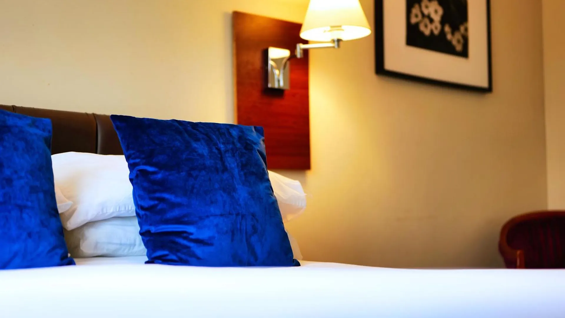 Clifton House Brighton Hotel 3*,